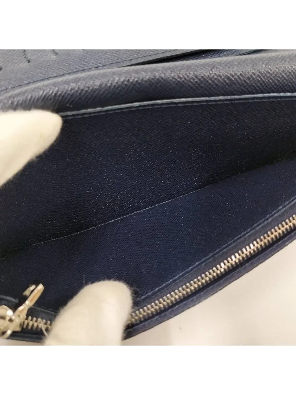 Louis Vuitton Portefeuille Brazza Epi Blue Marine Wallet